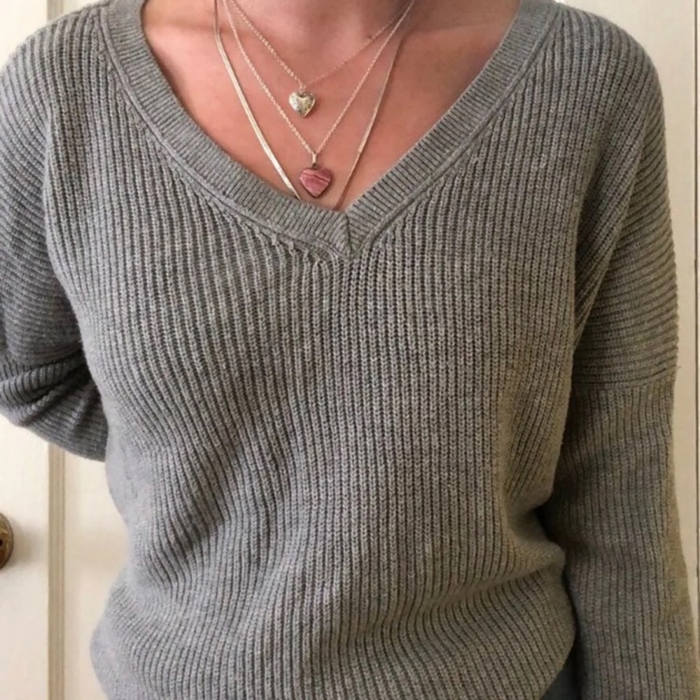 Abercrombie v-neck knit sweater